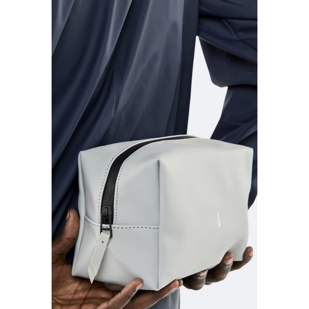 RainsWashbagLargeStone-01