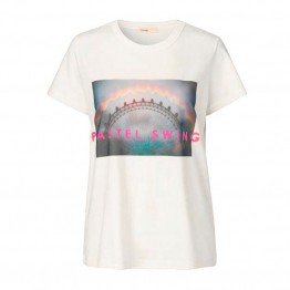 Levete Room t-shirt - ESTER 6 Tee, White Levete Room t-shirt - ESTER 6 Tee, White